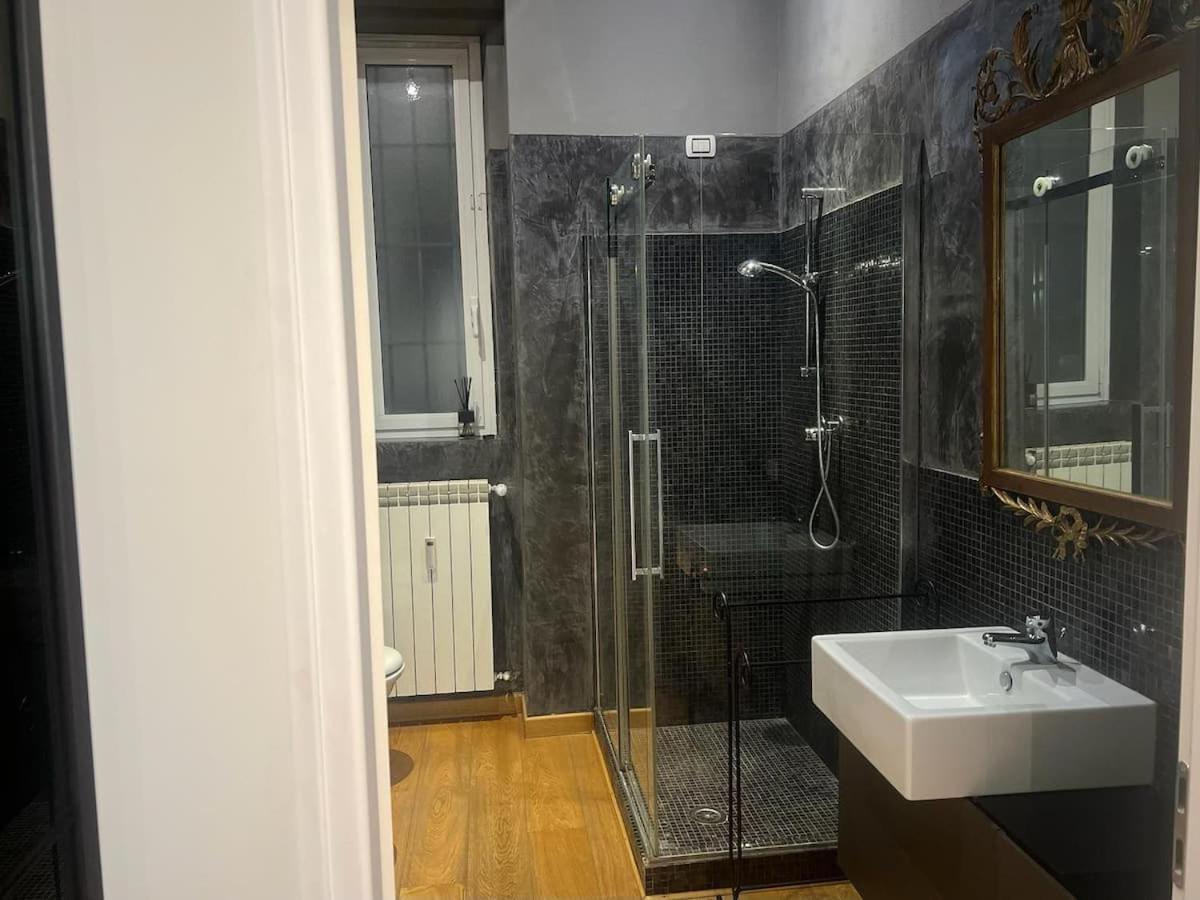 Arco Della Pace Elegante Loft Apartment